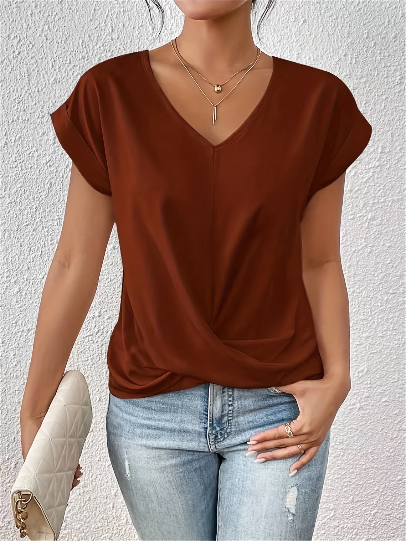 Cléo™ | T-shirt décontracté avec décolleté en cœur