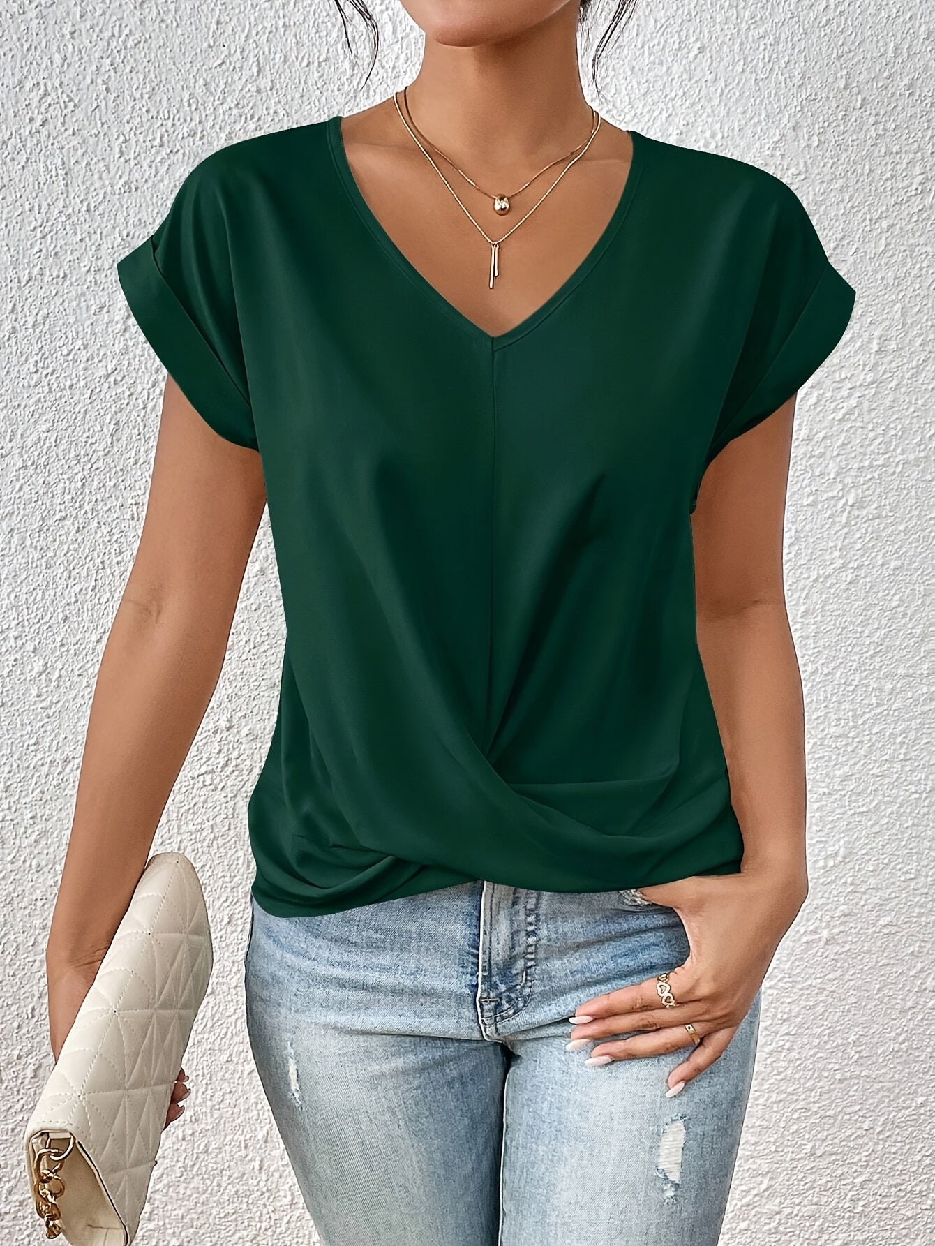 Cléo™ | T-shirt décontracté avec décolleté en cœur